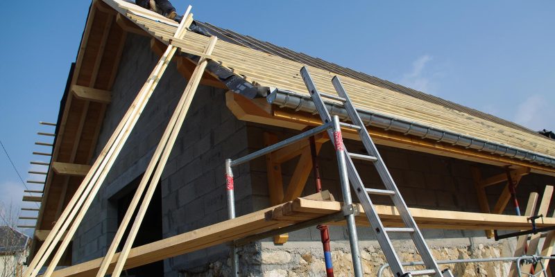 charpentier – pose de liteaux charpentier - pose de liteaux